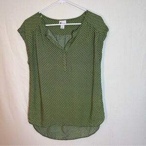 STYLUS Olive Green Black Dot Cap Sleeve Blouse Womens Size M